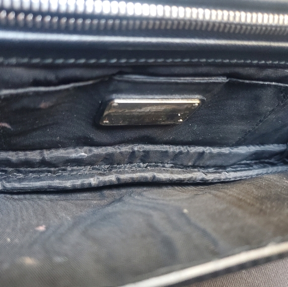 Salvatore Ferragamo Vara Bow Saffiano Wristlet Black - Picture 5 of 7